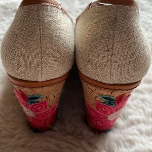 Antonio Melani peep toe wedge